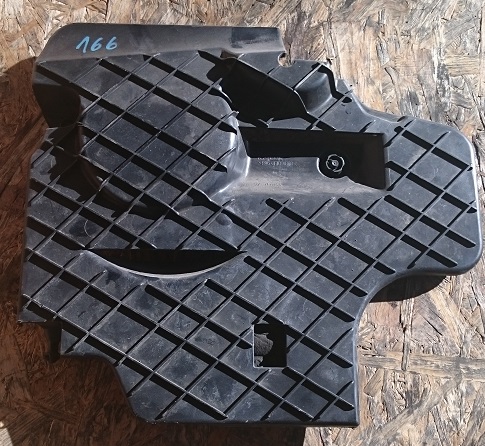 A2056900307 - Крышка клинового ремня MERCEDES E ML A6510100175