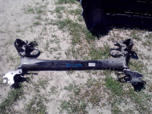 Задний балок задней подвески renault kadjar