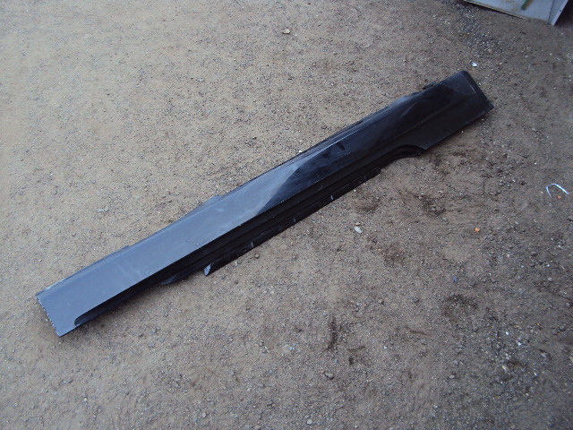 FACING, PANEL SILL RIGHT BMW 6 E63 E64 photo 2 - milautoparts-fr.ukrlive.com