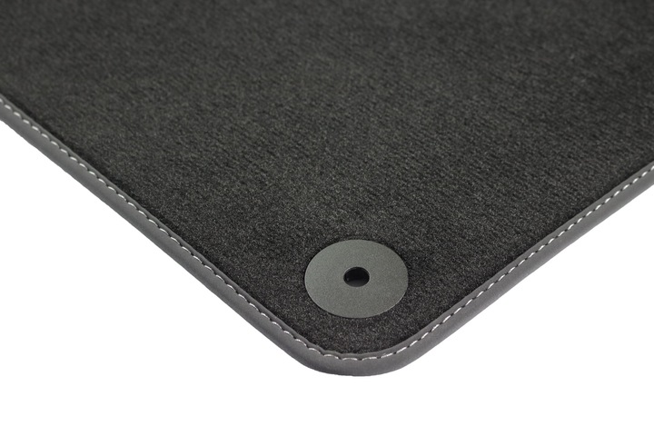 TAPIS POUR VW GOLF V 2003-2008 EXCELLENCE CARMAT photo 5 - milautoparts-fr.ukrlive.com