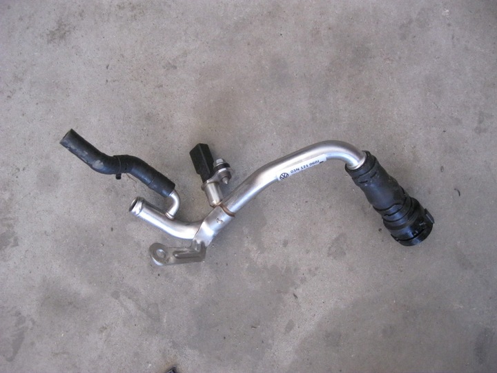 VW PASSAT B8 2.0 TDI JUNCTION PIPE JUNCTION PIPE WATER 03N121060J photo 1 - milautoparts-fr.ukrlive.com