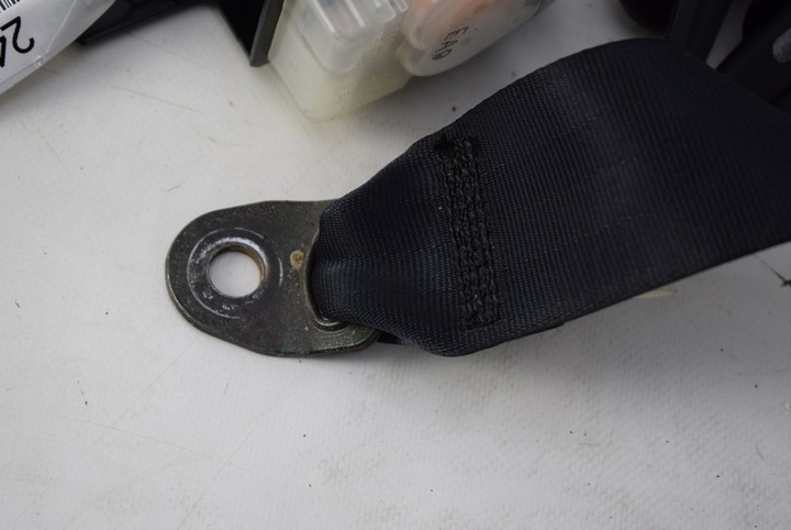 CEINTURE DE SÉCURITÉ DROITE ARRIÈRE NISSAN MAXIMA A32 4 IV 95-99 photo 3 - milautoparts-fr.ukrlive.com