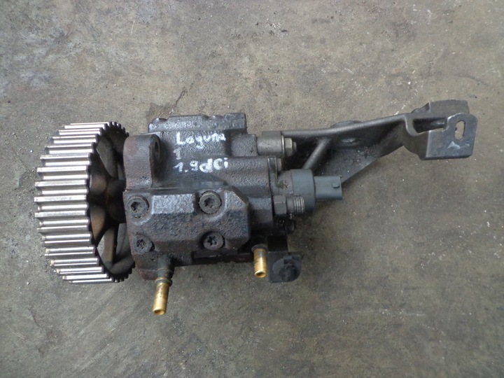 RENAULT LAGUNA I 1.9DCI - PUMP HIGH PRESSURE FUEL PUMP - BOSCH photo 1 - milautoparts-fr.ukrlive.com