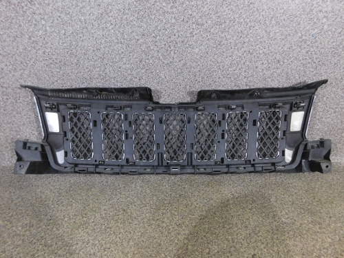 JEEP GRAND CHEROKEE RADIATOR GRILLE GRILLE photo 4 - milautoparts-fr.ukrlive.com