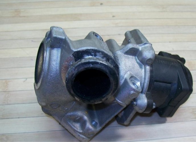 SOUPAPE EGR 1.6 HDI CITROEN PEUGEOT FORD 1618NR photo 2 - milautoparts-fr.ukrlive.com