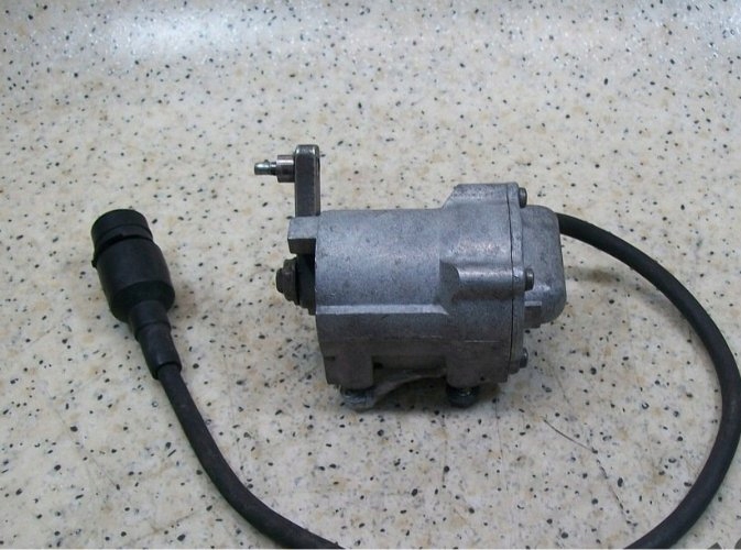 PEDAL GAS VOLVO F12 GEATRONIC 44580424 1668601 photo 3 - milautoparts-fr.ukrlive.com