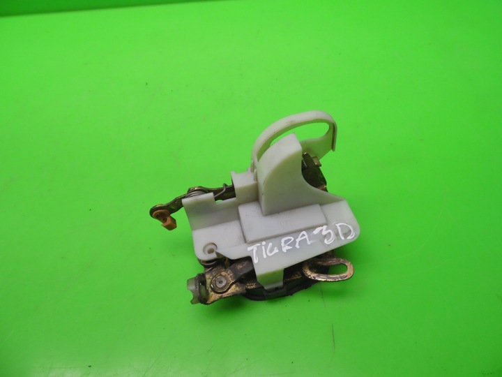 LOCK DOOR FRONT RIGHT OPEL TIGRA A 94-00 photo 3 - milautoparts-fr.ukrlive.com