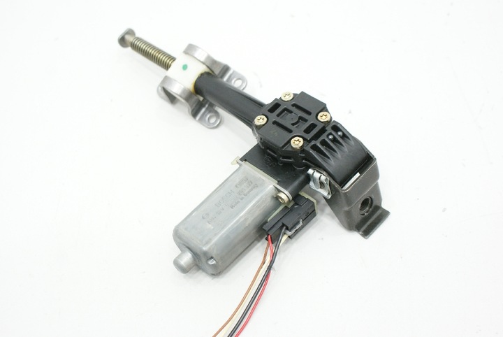 MOTOR SEAT P.P MERCEDES CL W215 0390201927 photo 2 - milautoparts-fr.ukrlive.com