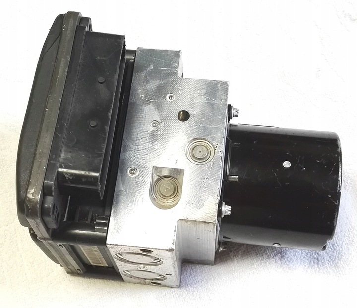 BMW E70 PUMP BRAKE CONTROL UNIT ABS - 6788219 6788220 photo 2 - milautoparts-fr.ukrlive.com