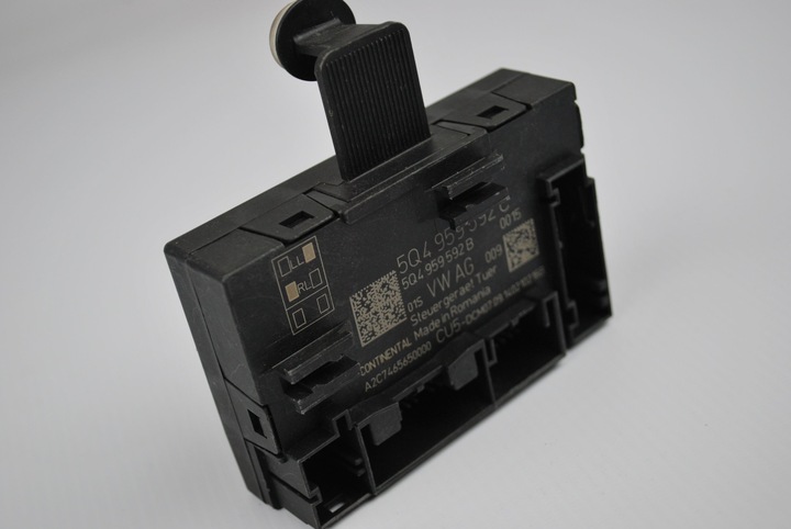 CONTROL UNIT MODULE DOOR OCTAVIA GOLF LEON 5Q4959592C photo 1 - milautoparts-fr.ukrlive.com