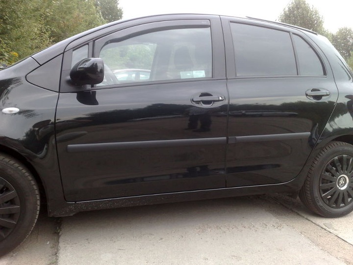 TOYOTA YARIS I 5D 1999-2005 NEW MOULDINGS SIDE photo 2 - milautoparts-fr.ukrlive.com