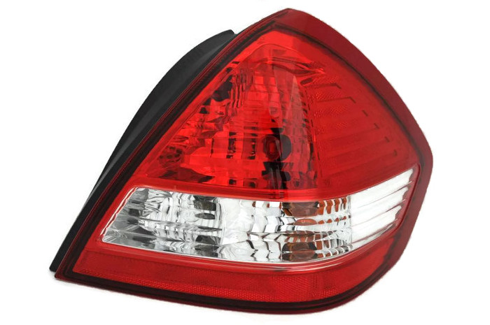 NISSAN VERSA SEDAN LAMP REAR REAR RIGHT NEW CONDITION ^ photo 1 - milautoparts-fr.ukrlive.com