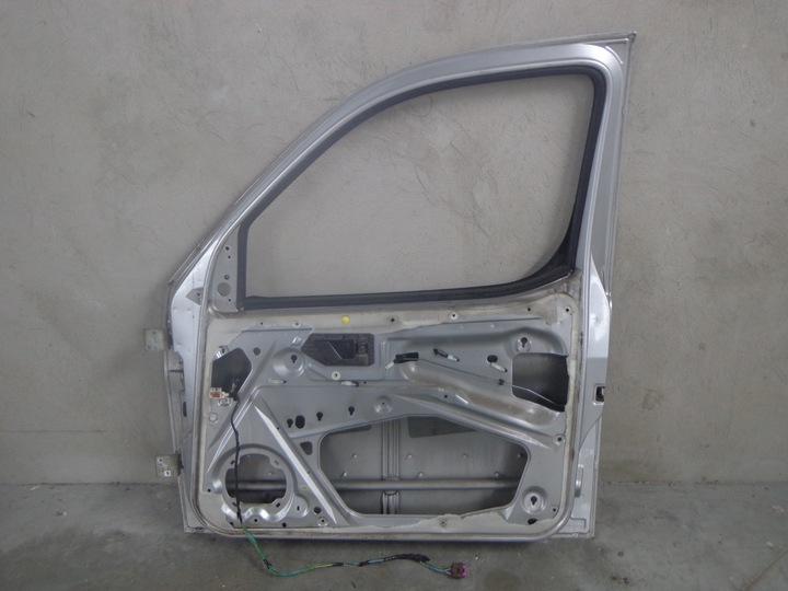 CITROEN BERLINGO I - DOOR RIGHT FRONT photo 2 - milautoparts-fr.ukrlive.com