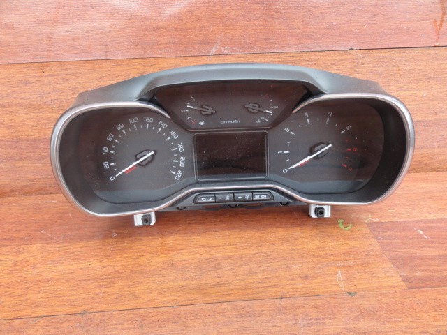 Citroen c3 iii 18 1, 2vti щиток приборов европа 9813361680, Цена