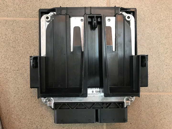 Bmw f30 f31 f10 блок управления двигателя блок управления 8586540, Цена