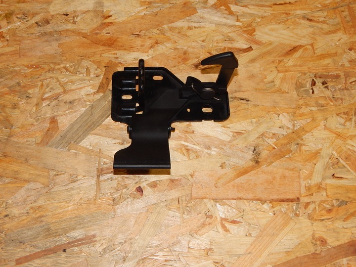 Vw t5 замок защіпка зацеп капота 7h0823480a, Ціна