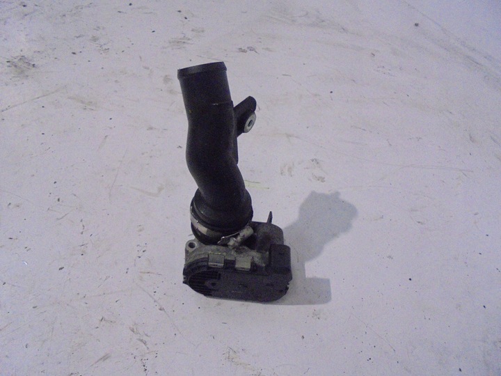 Дросельна заслінка h8200330812 nissan qashqai 2.0 dci, Ціна