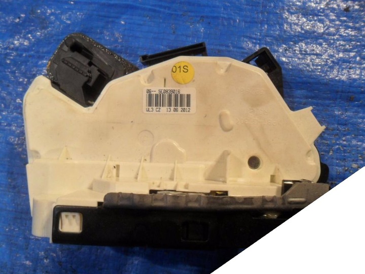 фото №1, Skoda superb iii замок дверь правые зад 5e0839016