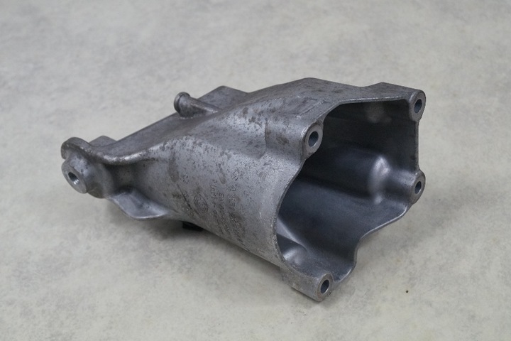 фото №3, Лапи двигуна права mercedes w639 vito 2.2 cdi