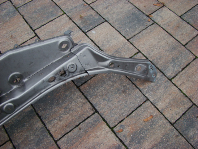 фото №5, Dacia logan 2012- pas переднее усилитель