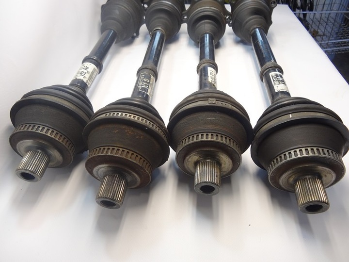 фото №2, Audi a8 s8 d2 піввісь шарнір перед 4d0407272af оригінал