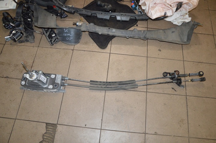 фото №1, Seat leon 2 рестайлінг 1,2 tsi вибірник коробки передач 1q0711049