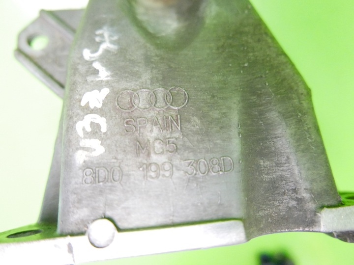 фото №6, Лапи кронштейн двигателя правая vw passat b5 2.8 v6