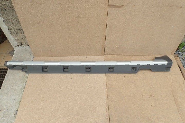 фото №1, Планка пороговая левая vw passat b8 3g9853855