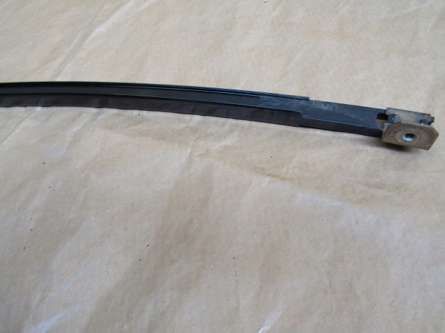 фото №9, Mercedes w124 права задня планка хром двері скла праві зад