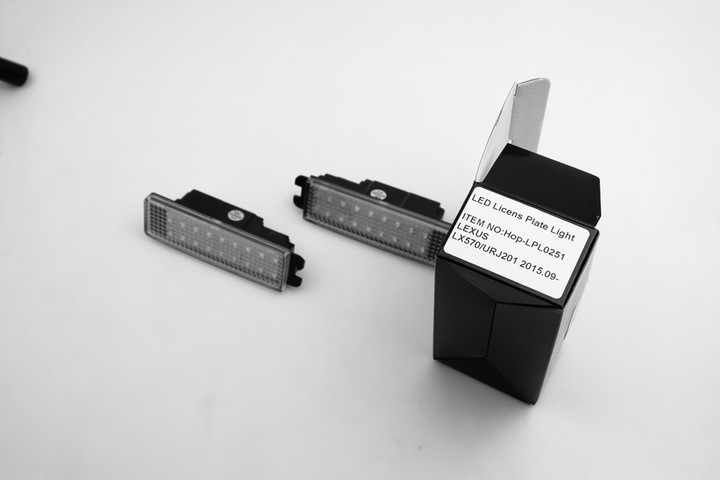 фото №8, Led лампочки номерного знака lexus lx570 urj201 2015.09 toyota land cruiser j200 2015