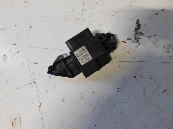 фото №1, Vw beetle 5c 12r. модуль ударний 5c0907159