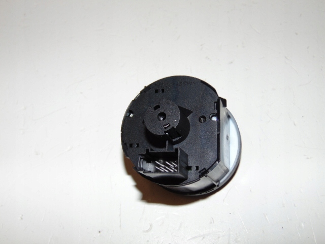 фото №5, Выключатель света vw passat b6 golf v 1k0941431c