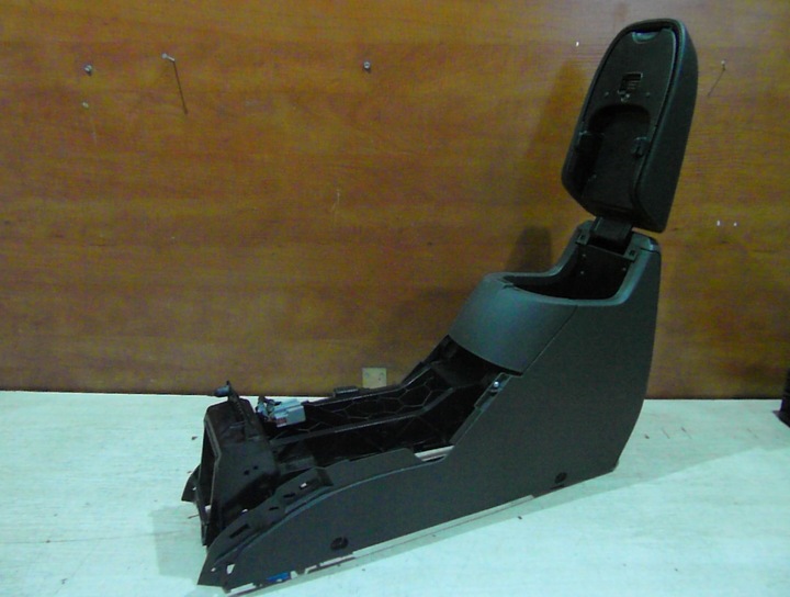 фото №4, Подлокотник туннель средний ford kuga mk1 11r