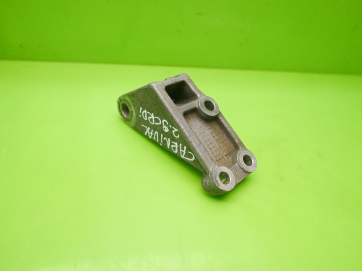 фото №9, Лапи кронштейн коробки kia sedona i 2.9 crdi 99-06