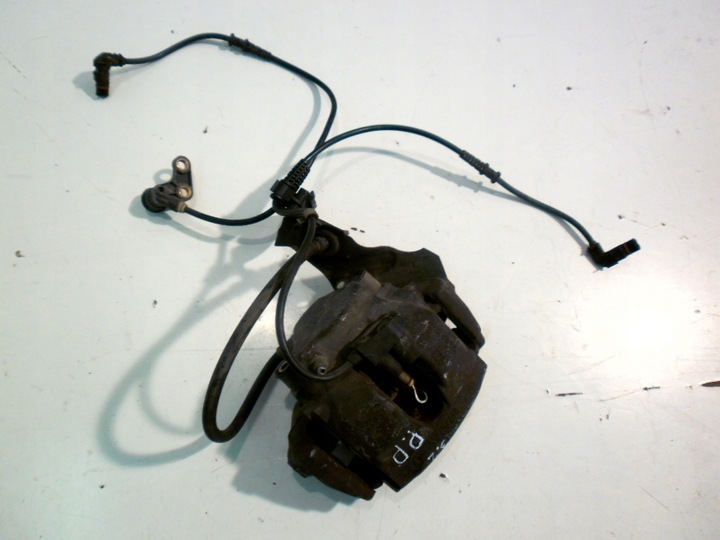 фото №1, Mercedes clk w208 супорт гальмівний праві перед 3.2