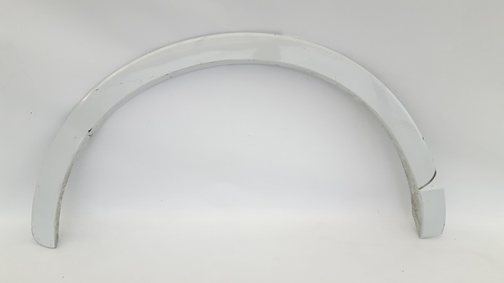 фото №1, Audi q3 планка крыло правая зад 8u0853818 b