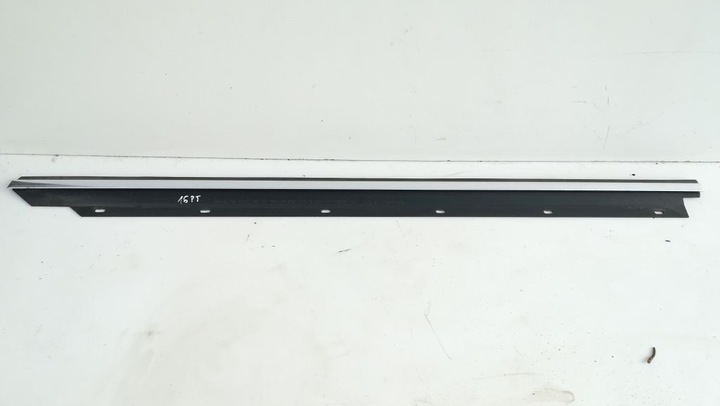 фото №1, Audi a6 c5 планка дверь правый зад 4b0853764j хром