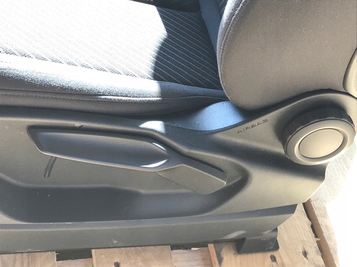 фото №8, Audi q5 fy 80a сидіння диван оббивка салон eu