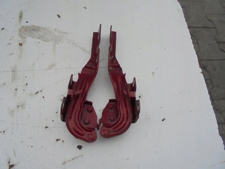 фото №1, Петлі капота alfa romeo giulietta