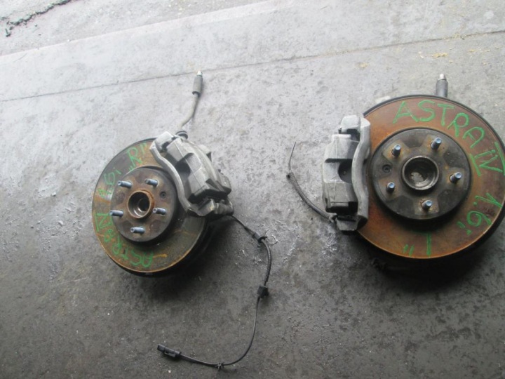 ACHSSCHENKEL RADNABE RADLAGER ACHSSCHENKEL RADNABE RADLAGER OPEL ASTRA 4 1.6I
