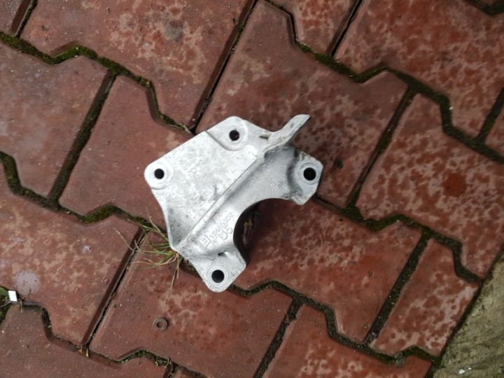 Supporto motore staffa fissaggio maniglia OPEL Insignia B20DTH 13480302