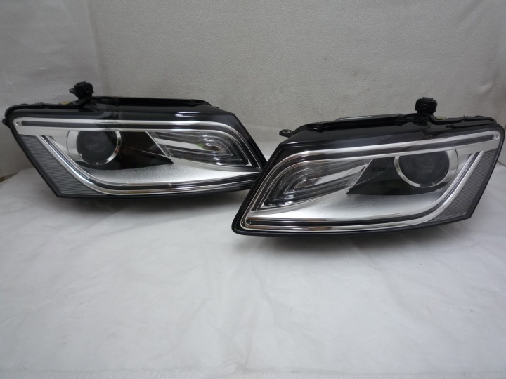 Leuchte Audi Q5 8R LIFT Xenon Bixenon LED 2014 neu