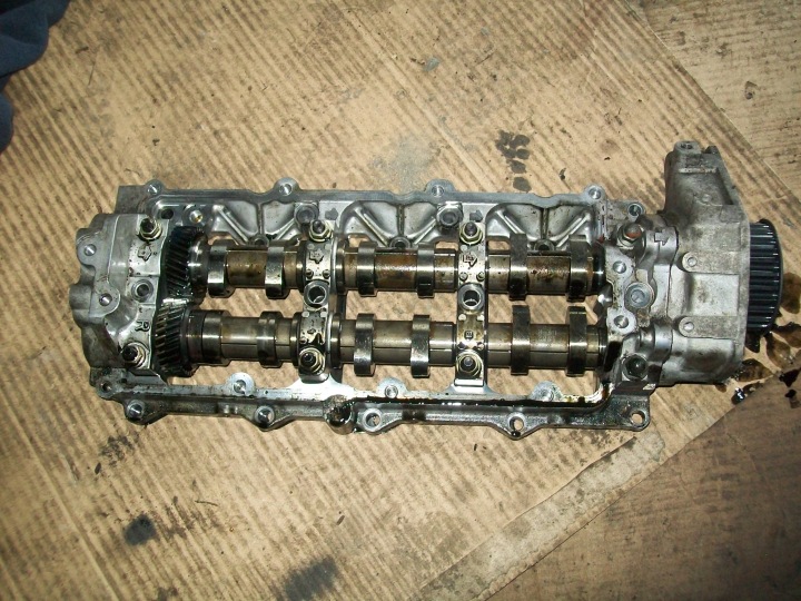 of a cam of the gear of head SAAB 95 RENAULT 3.0 TiD DCI