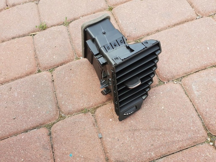 grid of the dashboard air conditioning devices air conditionig grid Opel Astra 5 V K