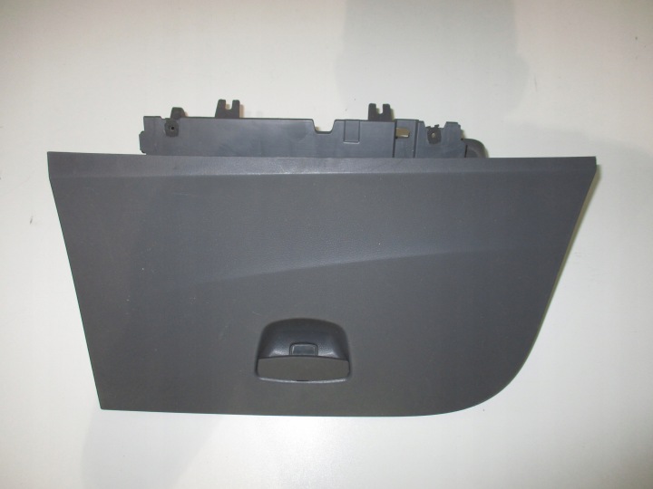 HANDSCHUHFACH DES BEIFAHRERS 6J1857103 EUROPA SEAT IBIZA 6J