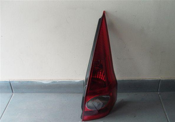 LICHT HECK HINTEN RECHTS RENAULT MEGANE II 03-08 KOMB