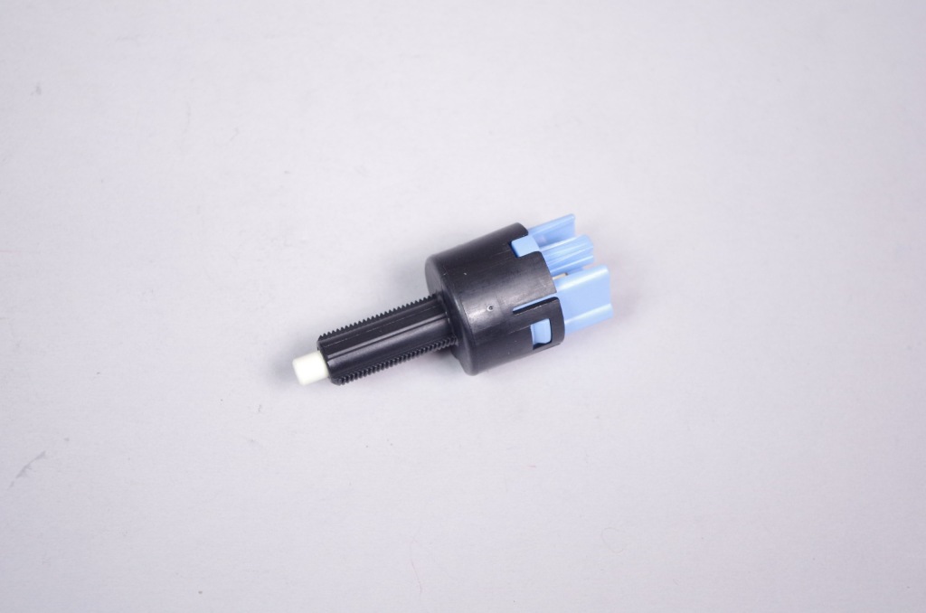 фото №1, Датчик света стоп-сигнал 8614a183 pajero