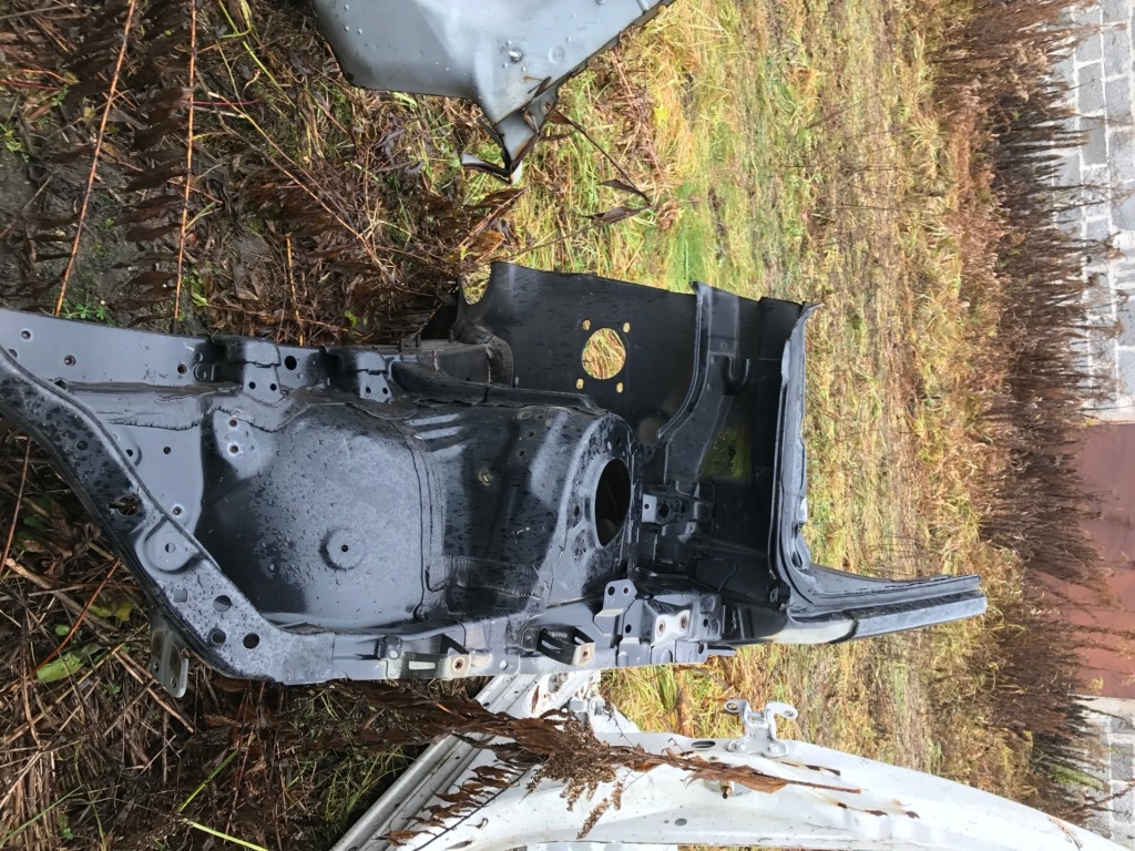 фото №2, Toyota avensis iii 2009- чверть ліва перед лівий