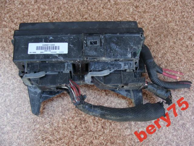 фото №1, Jeep commander 06r корпус коробка предохранителей