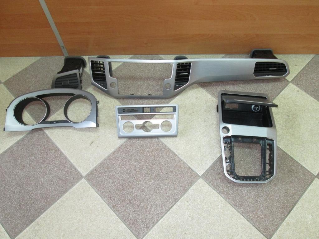 фото №1, Молдинг рамка панель консолі vw golf 7 5g0 plus